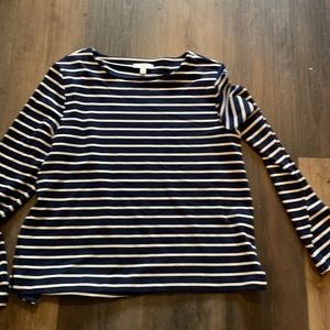 A loves a striped‎ cotton blend top. NWOT